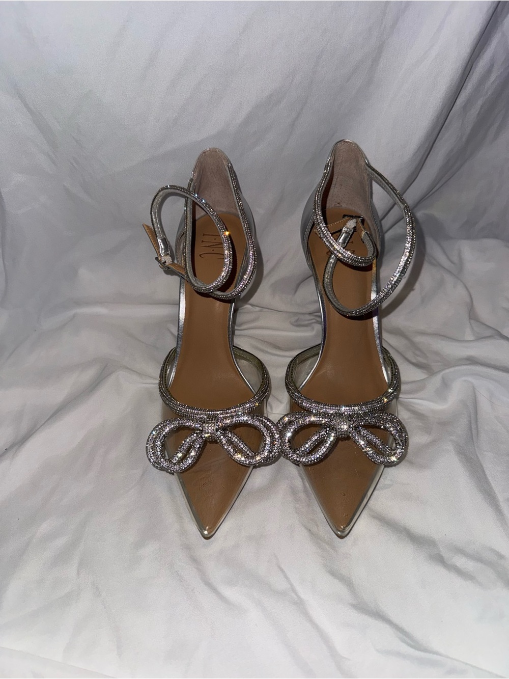 INC International Concepts Lidani Rhinestone Embellished Bow Pumps NWOT Size 10